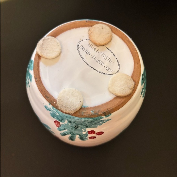 Vintage ITALY Dayton Hudson corp. Holly Design White Glazed Pottery Vase - Picture 2 of 2